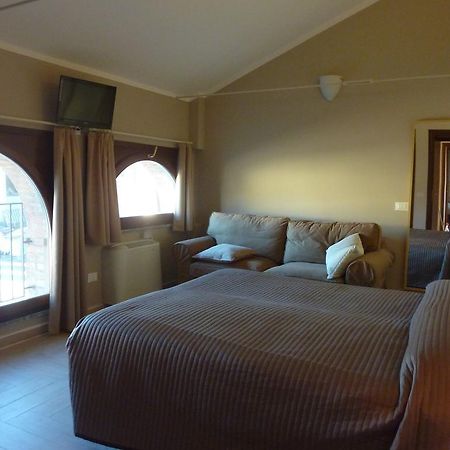 Agriturismo Boschi Celati Roncaglia Εξωτερικό φωτογραφία